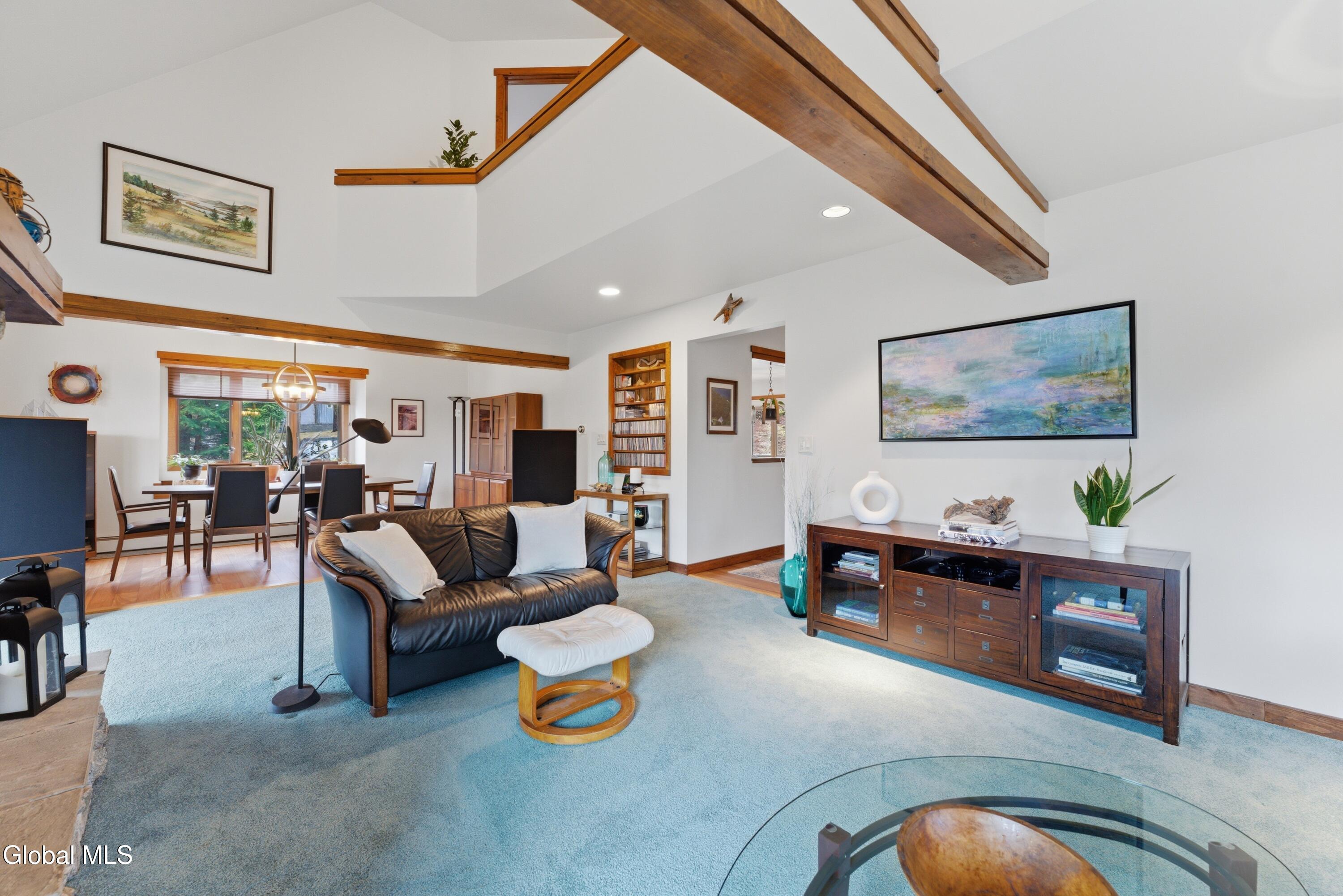 40 Ridgewood Court