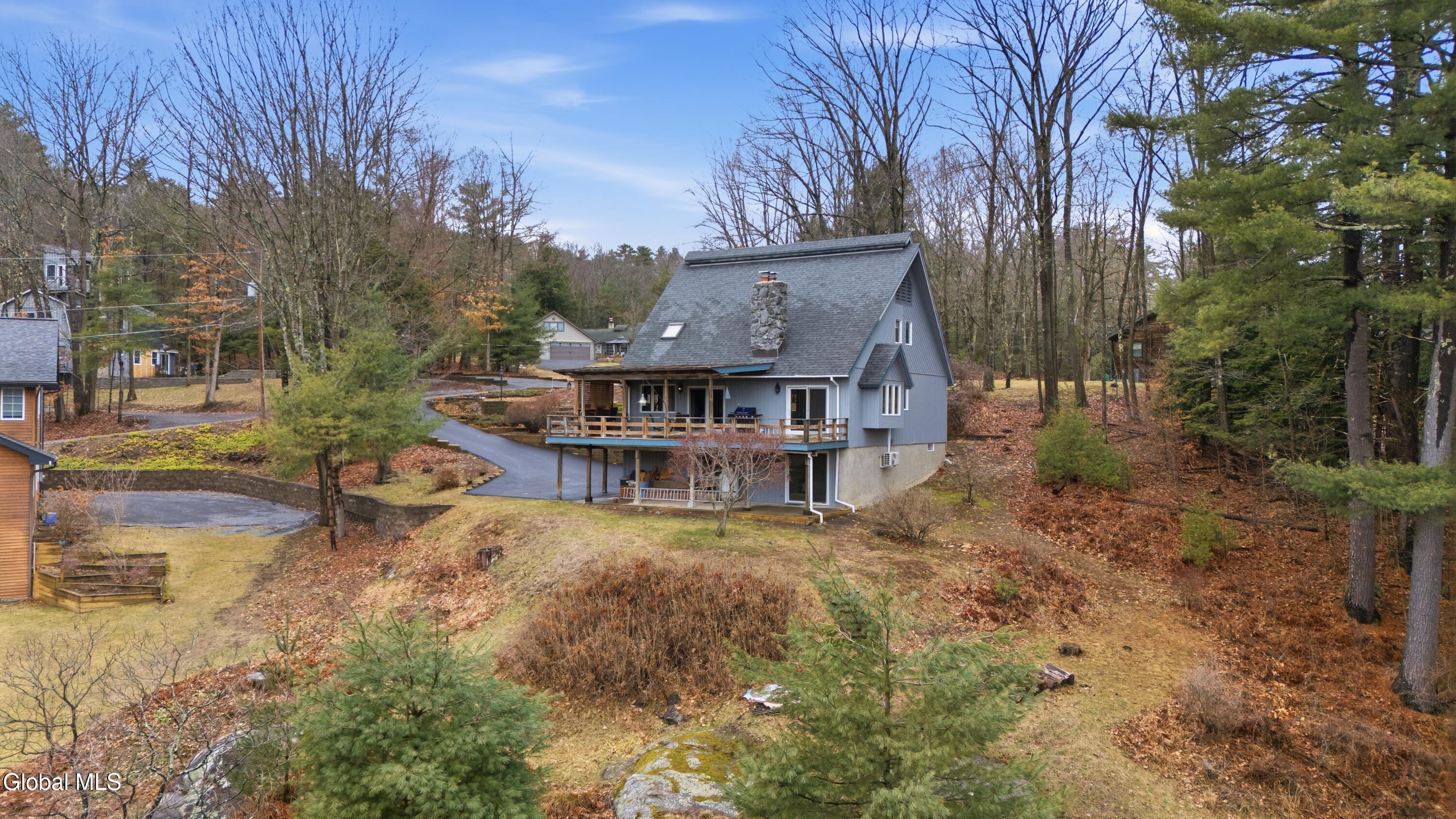 40 Ridgewood Court