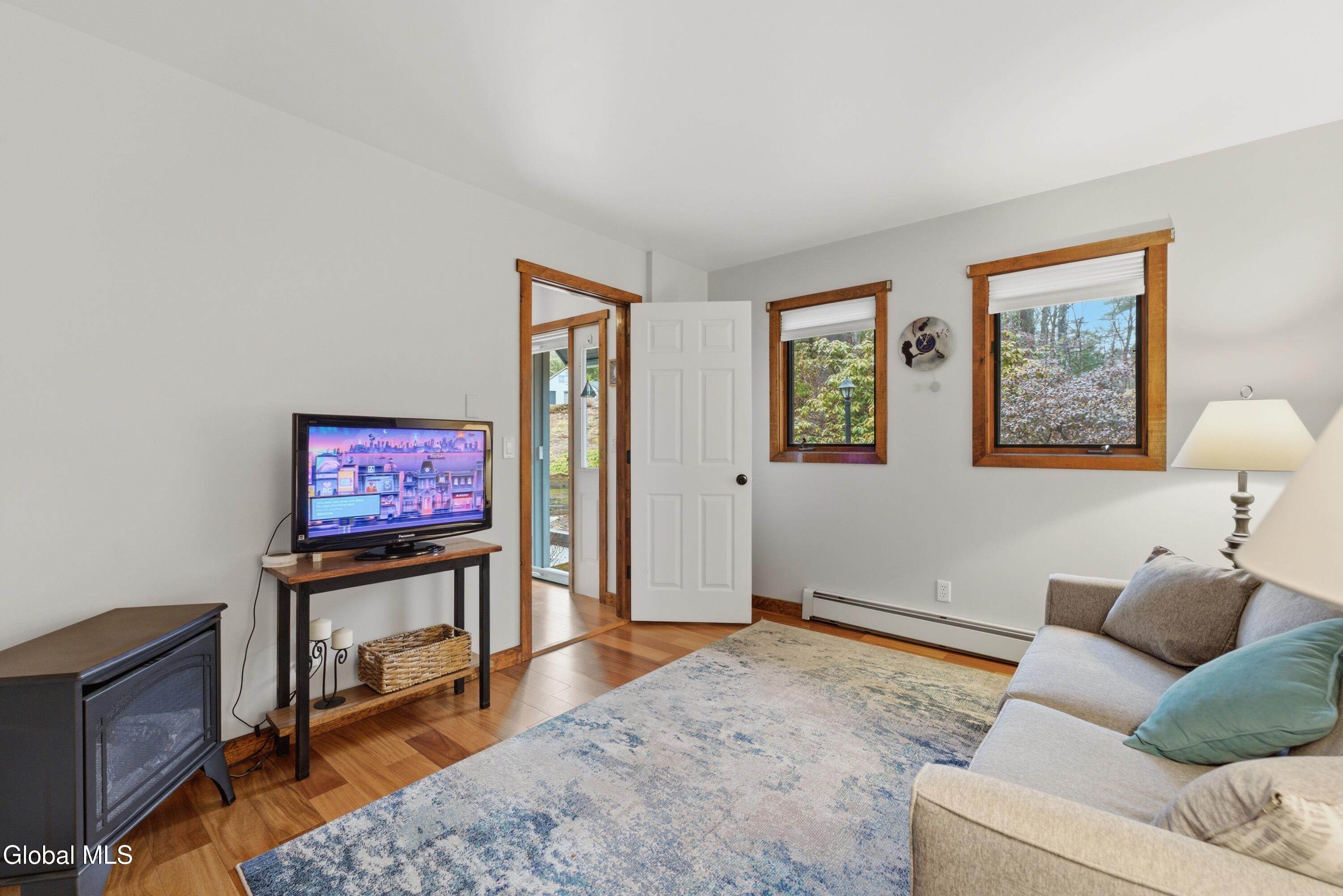40 Ridgewood Court