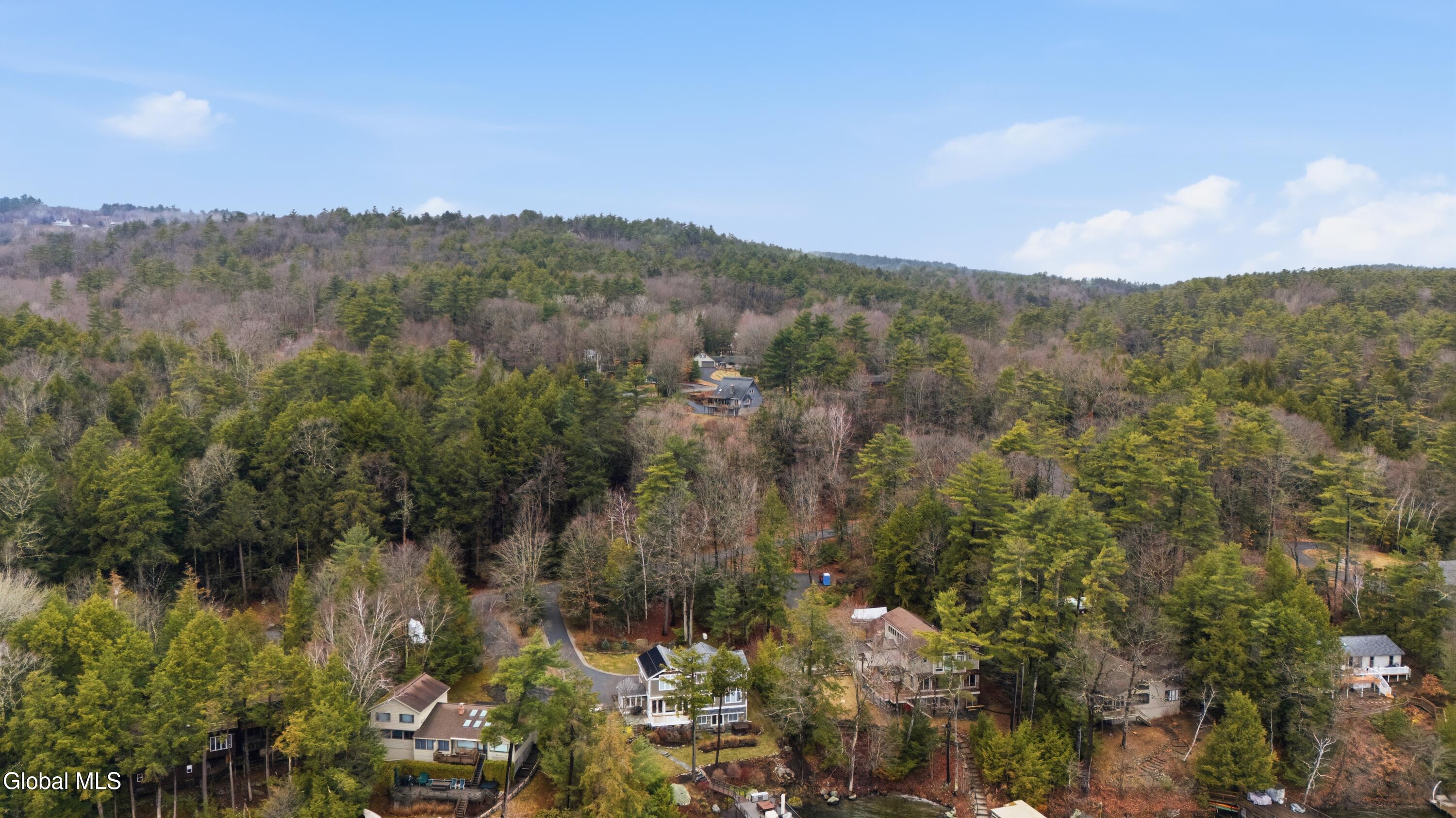 40 Ridgewood Court