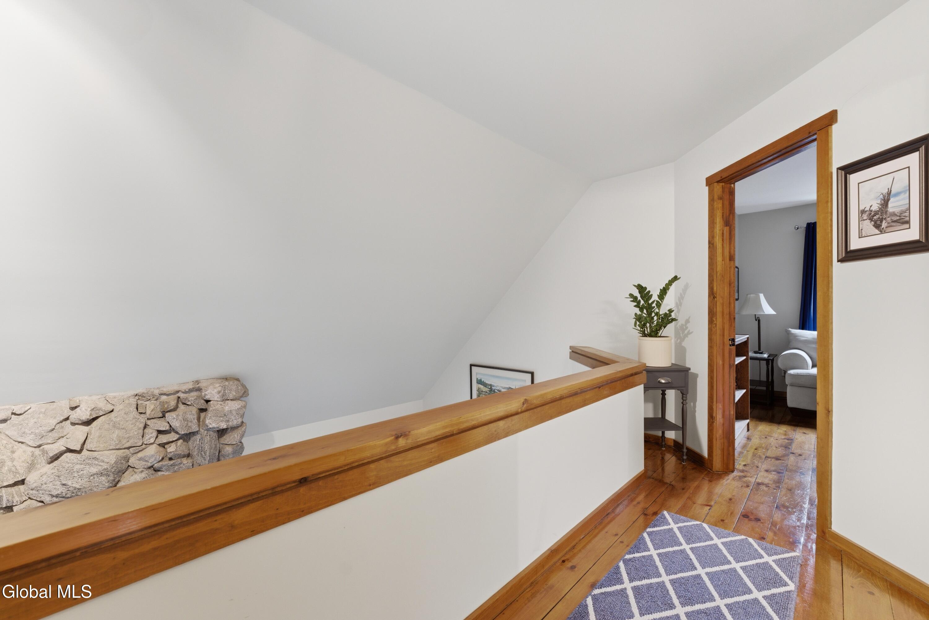 40 Ridgewood Court