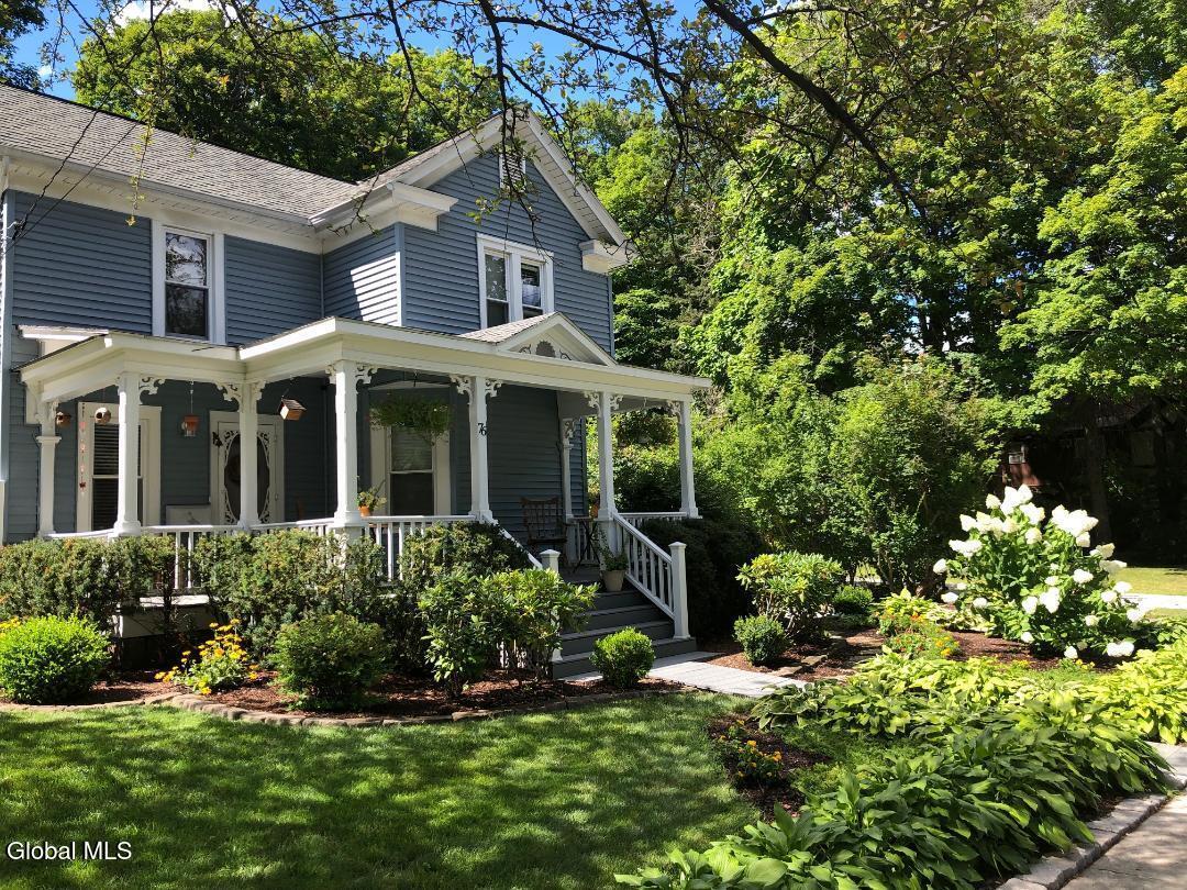 76 Schuyler Street