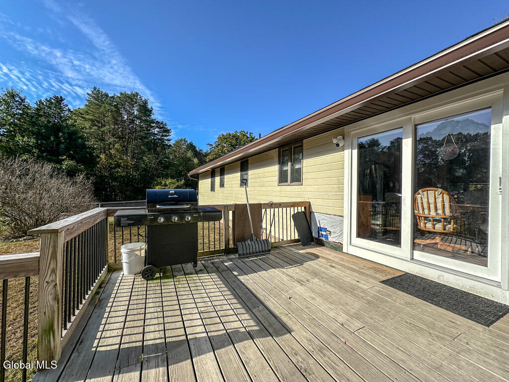 3 Fox Farm Road