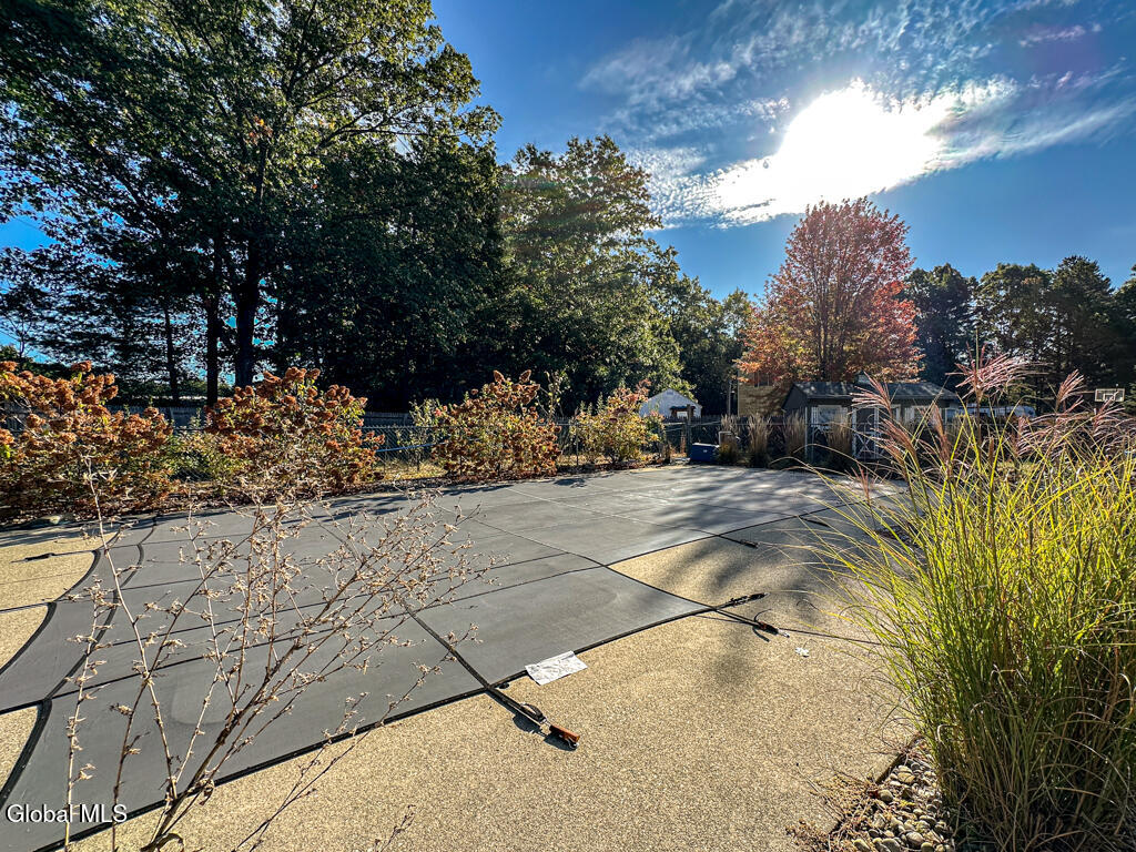 3 Fox Farm Road