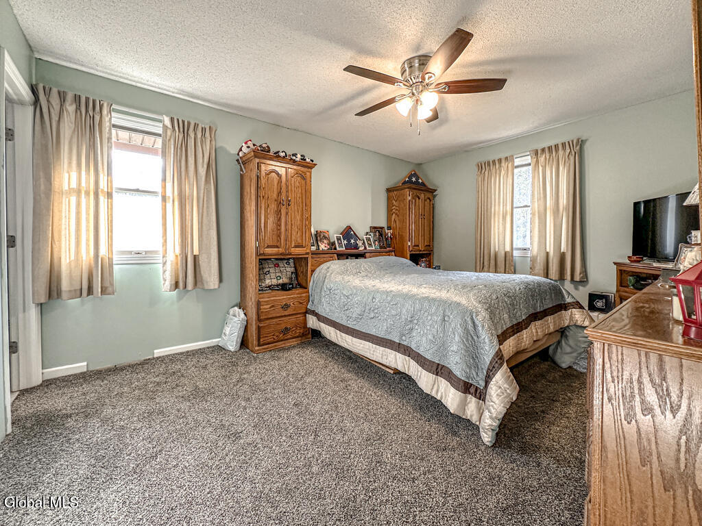 3 Fox Farm Road