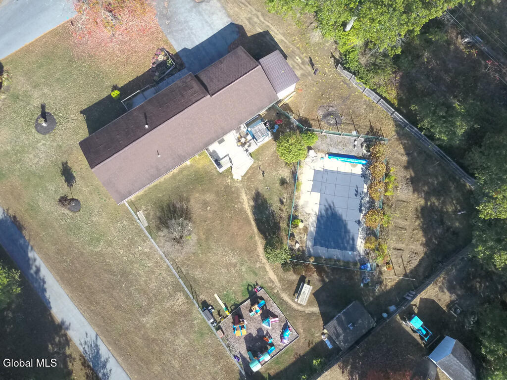 3 Fox Farm Road