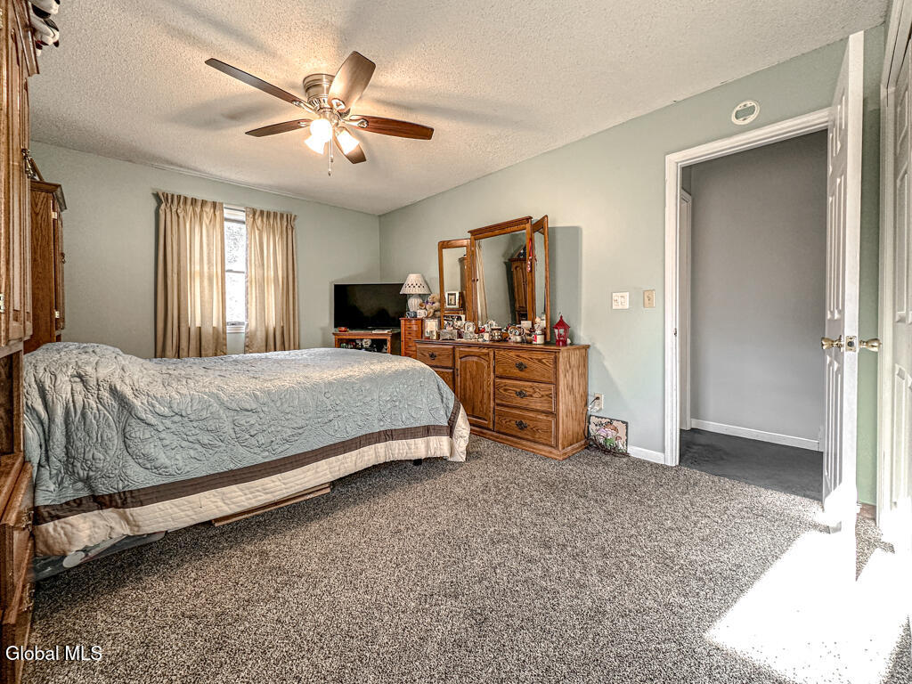 3 Fox Farm Road