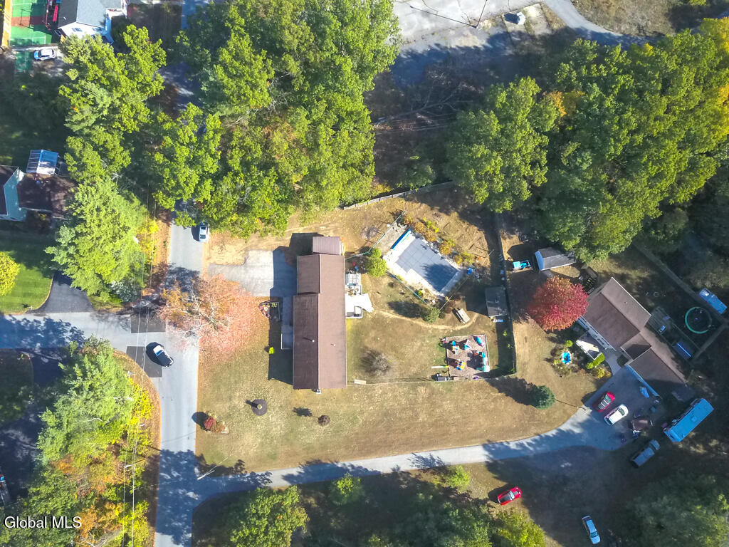 3 Fox Farm Road