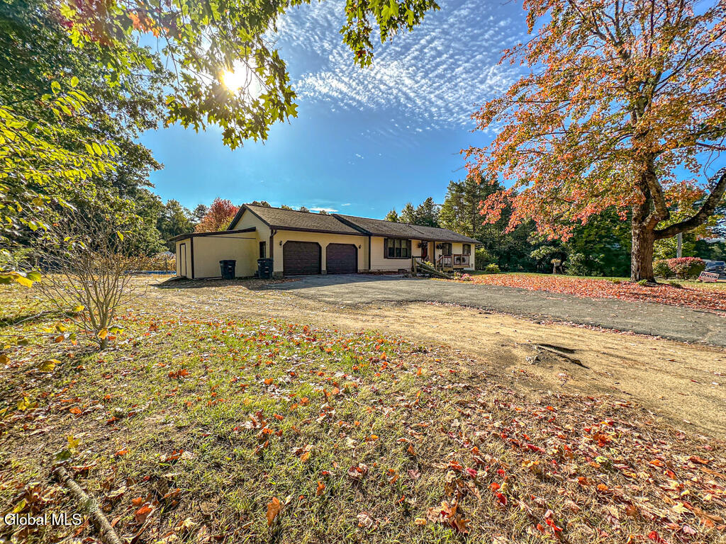 3 Fox Farm Road