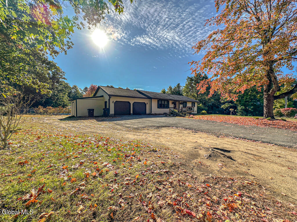 3 Fox Farm Road