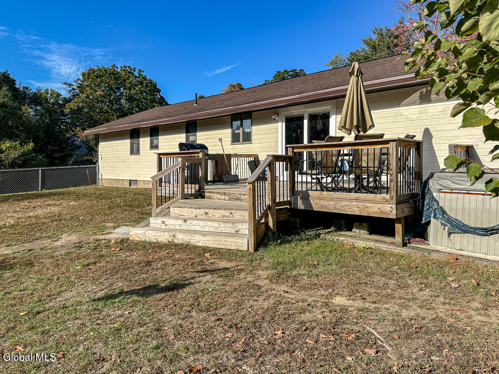 3 Fox Farm Road