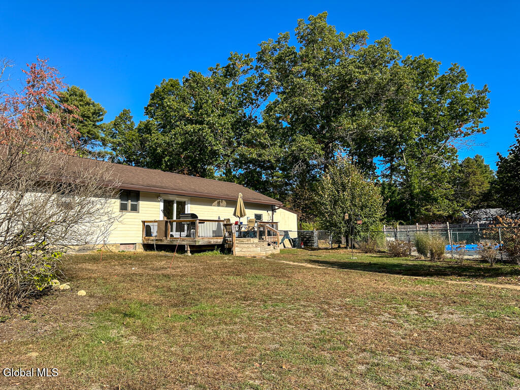 3 Fox Farm Road