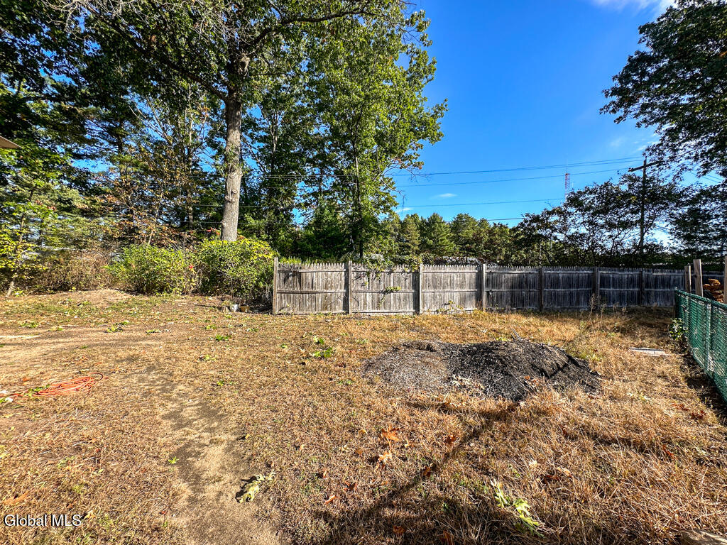 3 Fox Farm Road