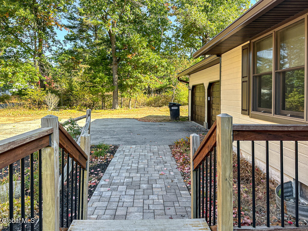 3 Fox Farm Road