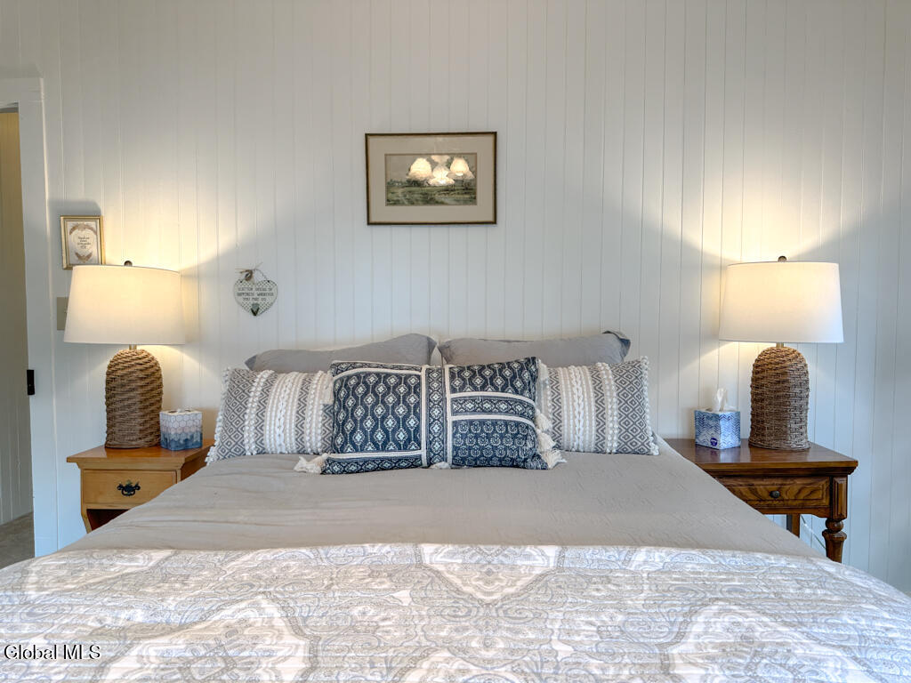 699 Gull Bay Road