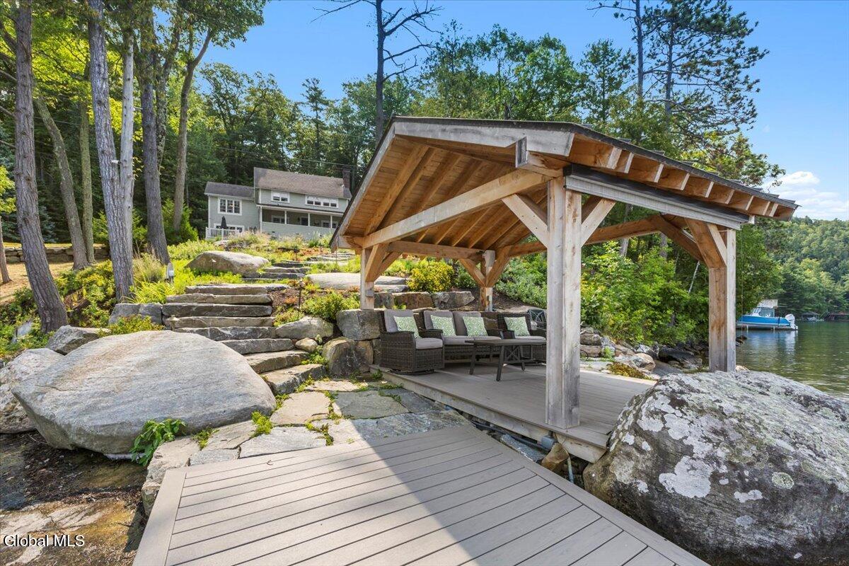 699 Gull Bay Road