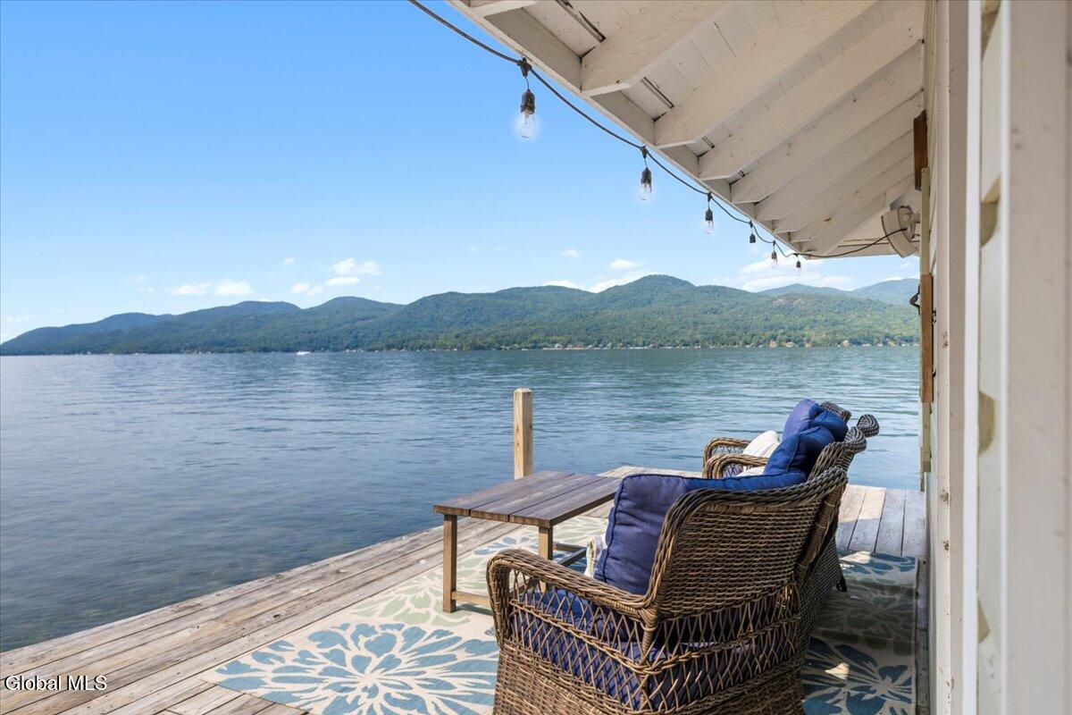 699 Gull Bay Road