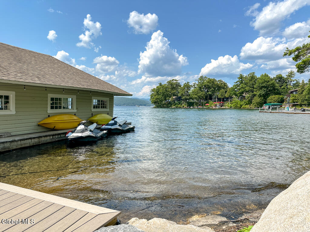 699 Gull Bay Road