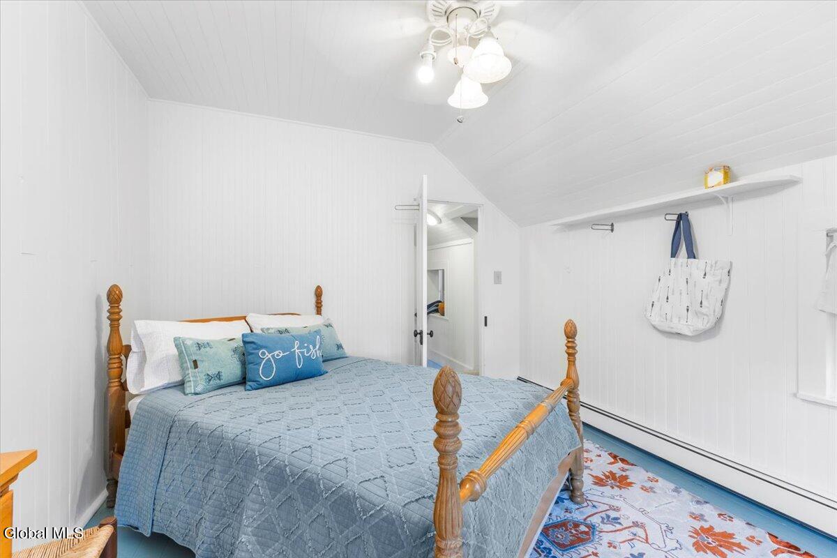 699 Gull Bay Road