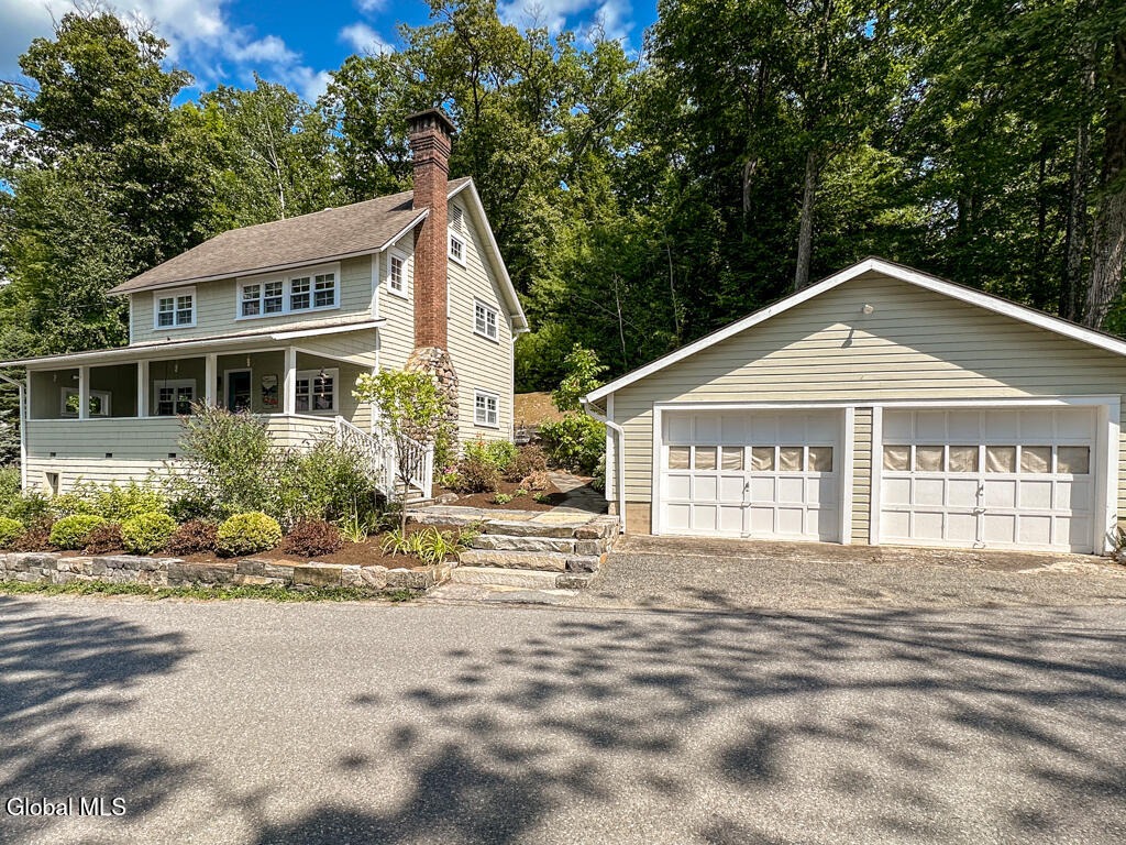 699 Gull Bay Road