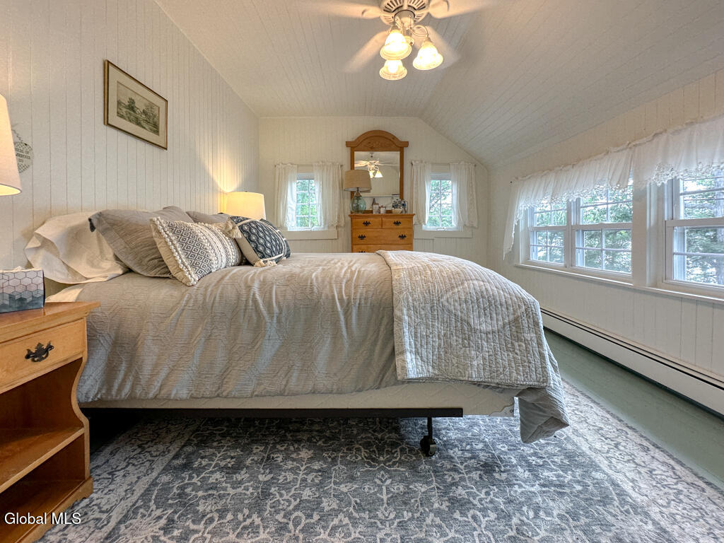 699 Gull Bay Road