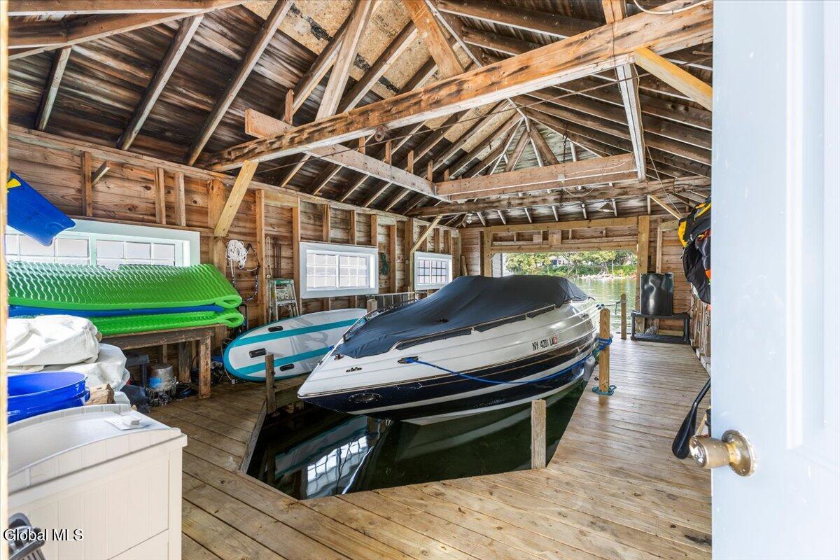 699 Gull Bay Road