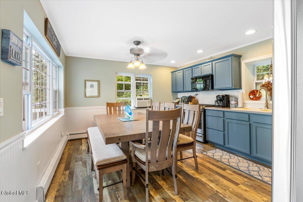 699 Gull Bay Road