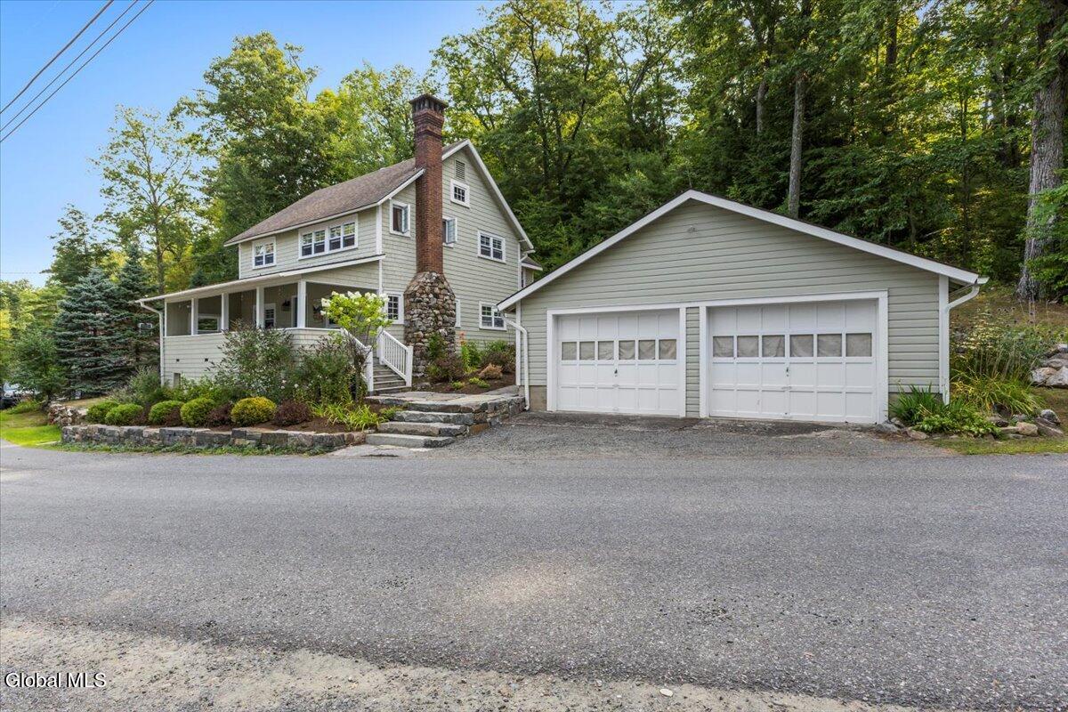 699 Gull Bay Road