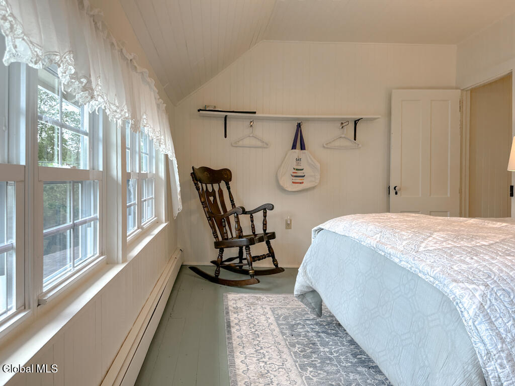 699 Gull Bay Road