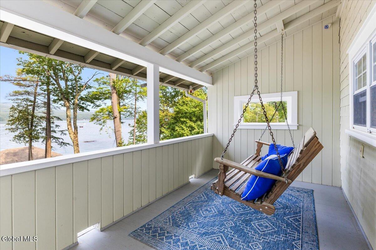 699 Gull Bay Road