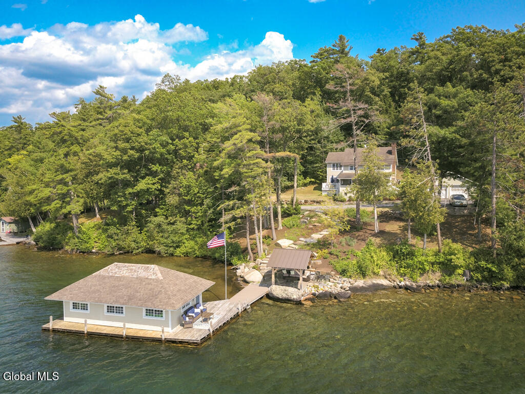 699 Gull Bay Road