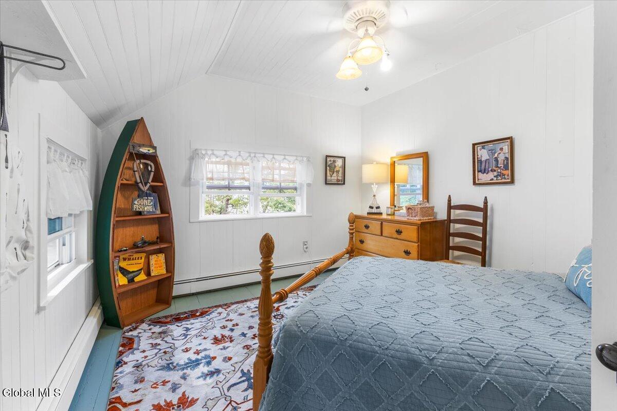 699 Gull Bay Road