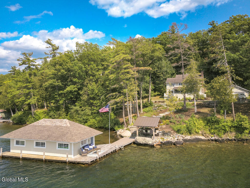 699 Gull Bay Road