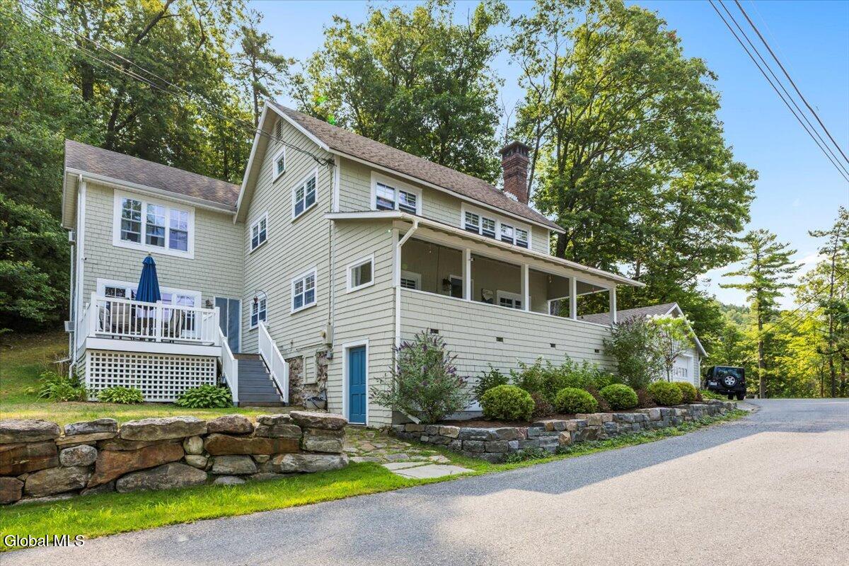 699 Gull Bay Road