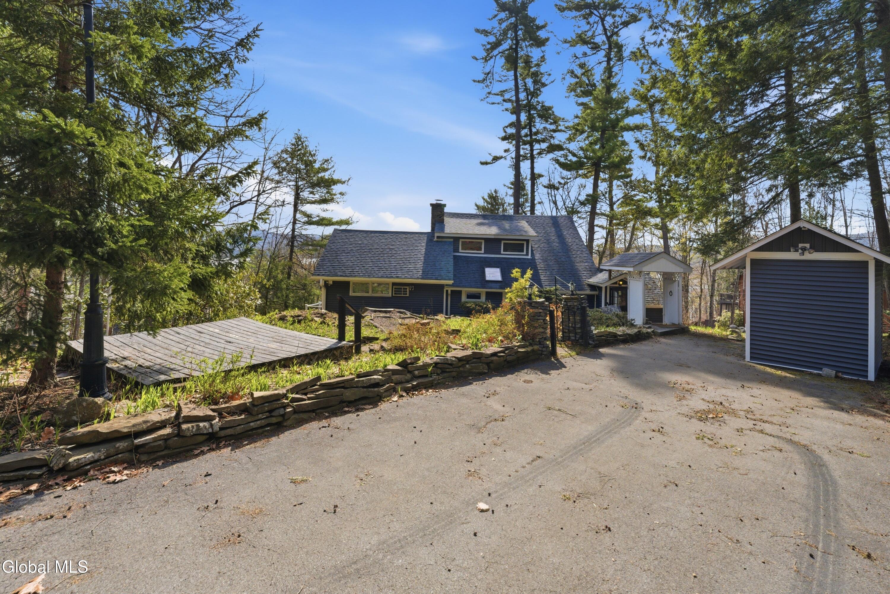 12 Snyder Road