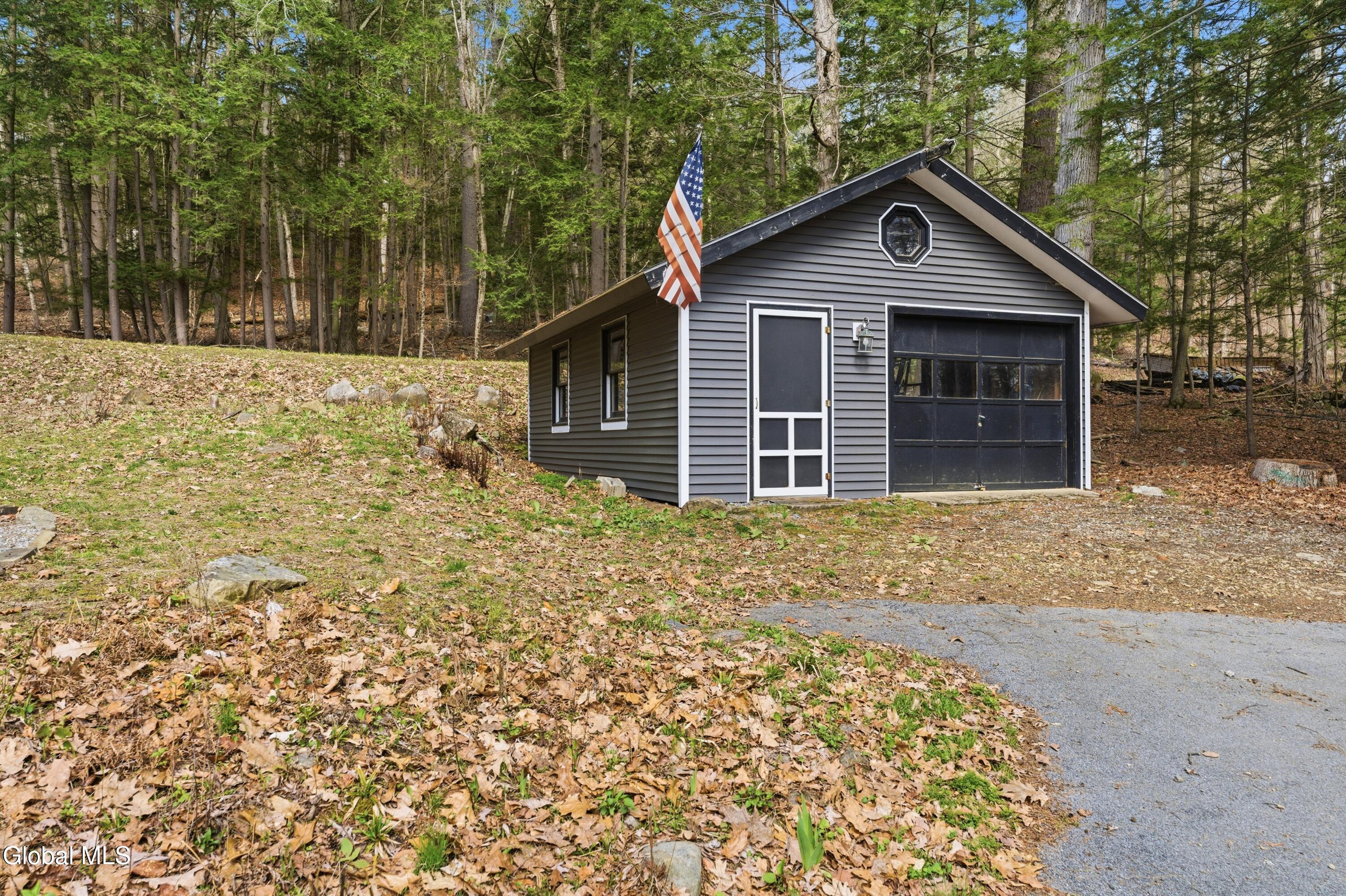 12 Snyder Road