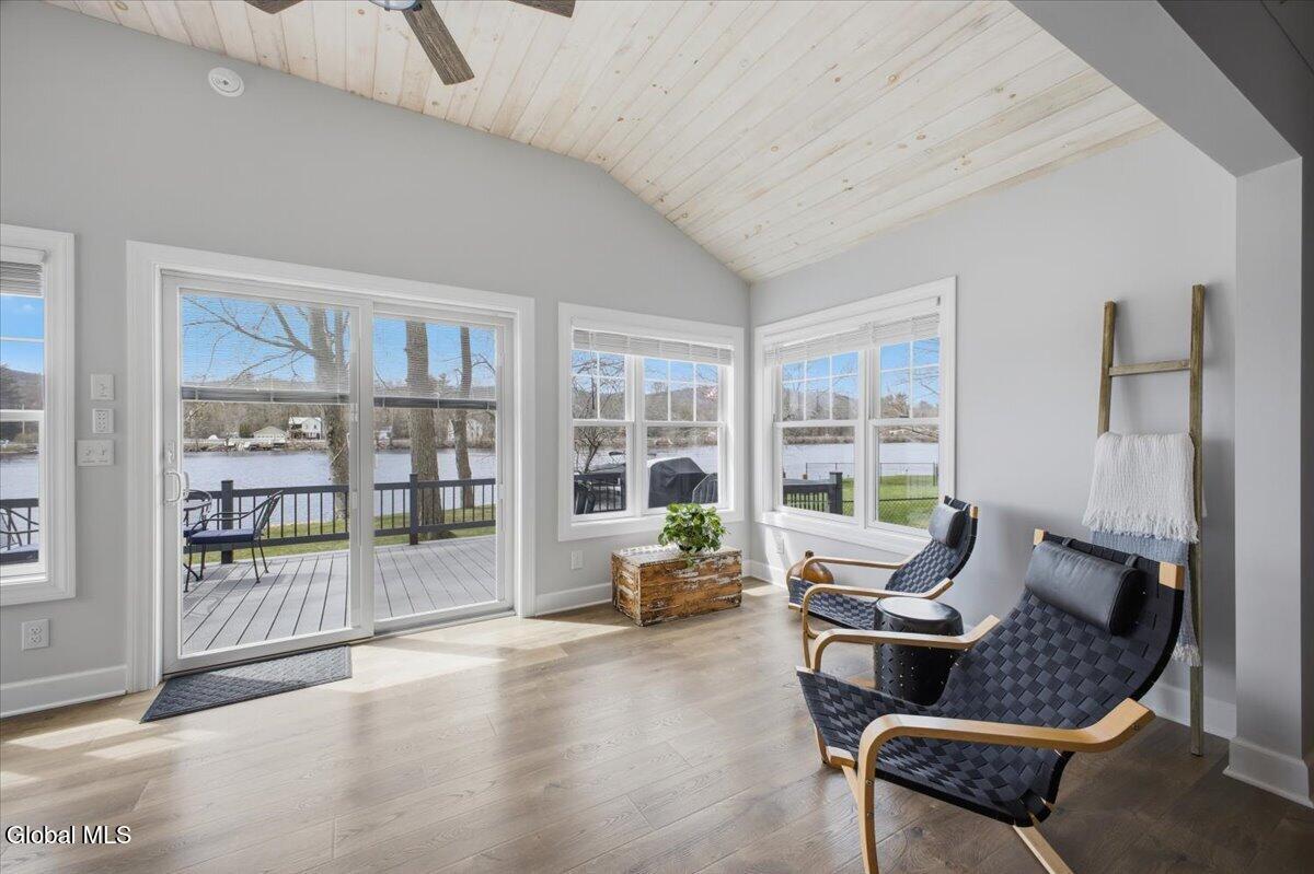 13 Terrace Dr Ext