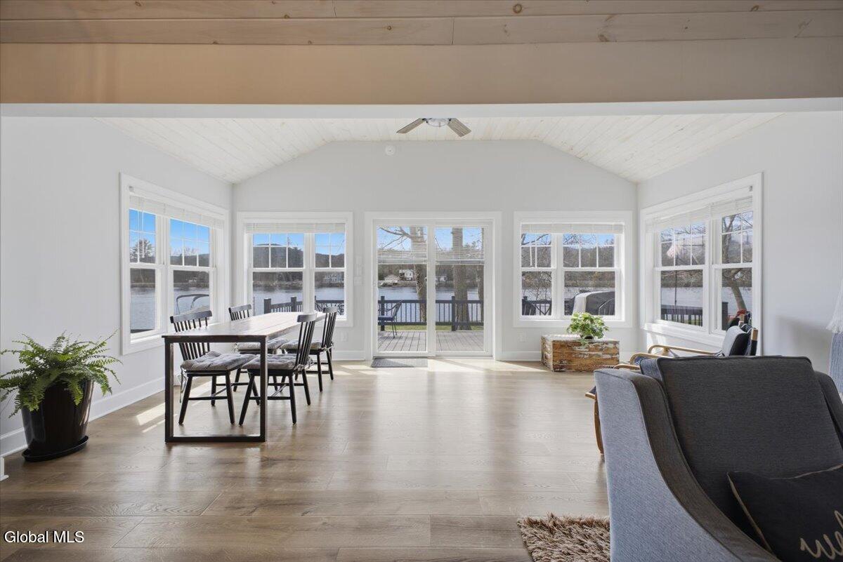 13 Terrace Dr Ext