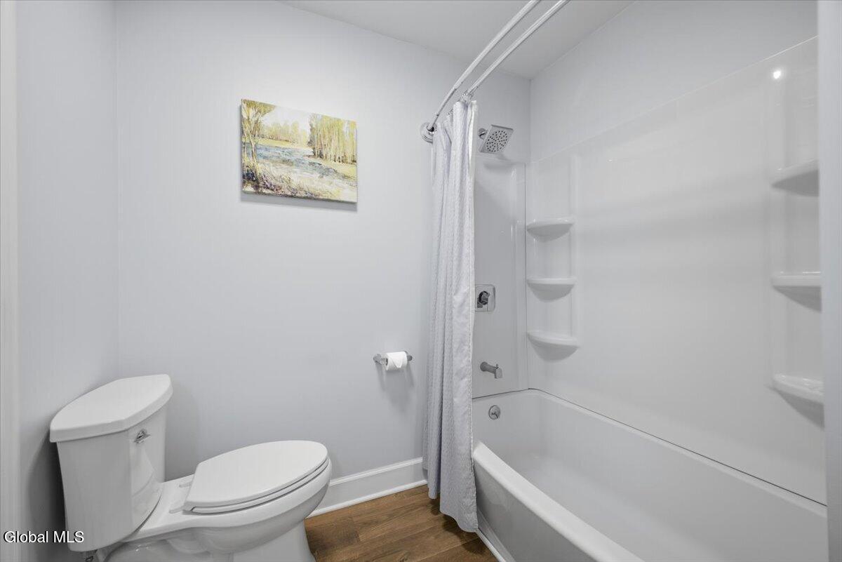 13 Terrace Dr Ext
