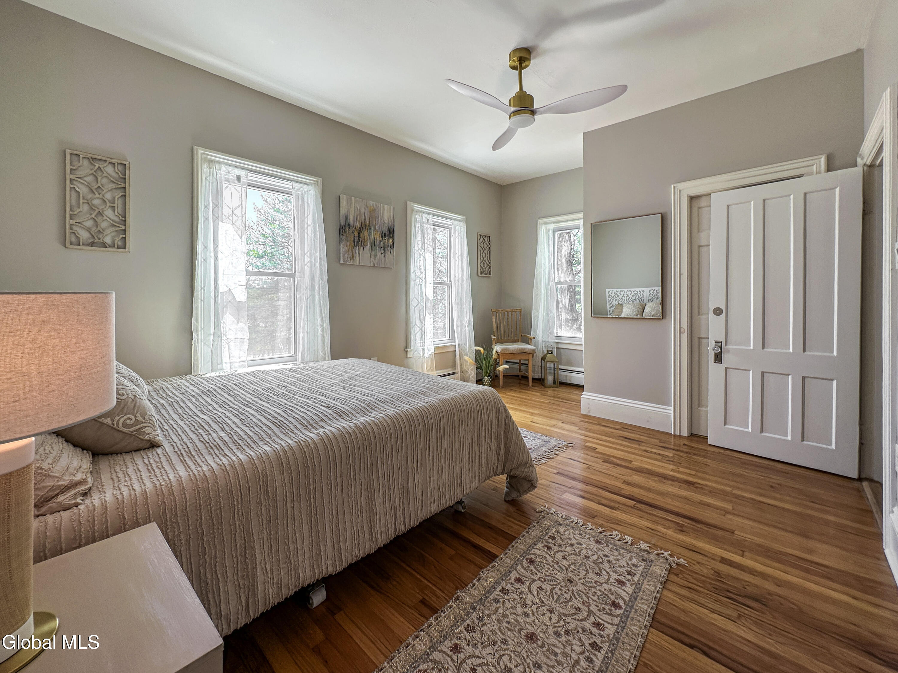 10 Landon Hill Road