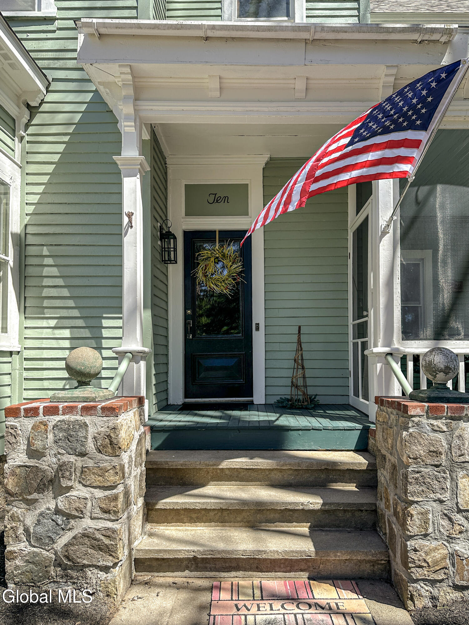 10 Landon Hill Road