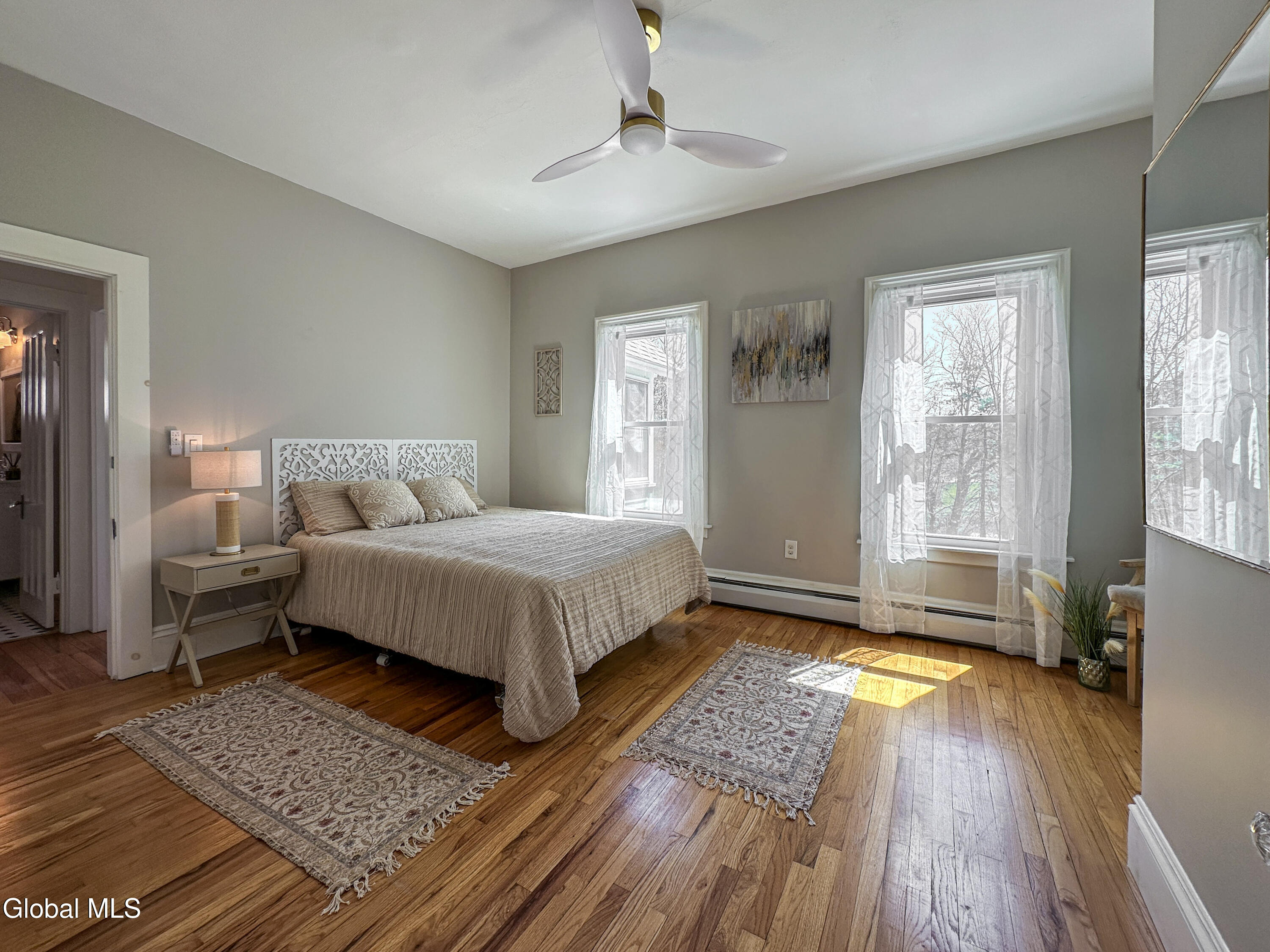 10 Landon Hill Road