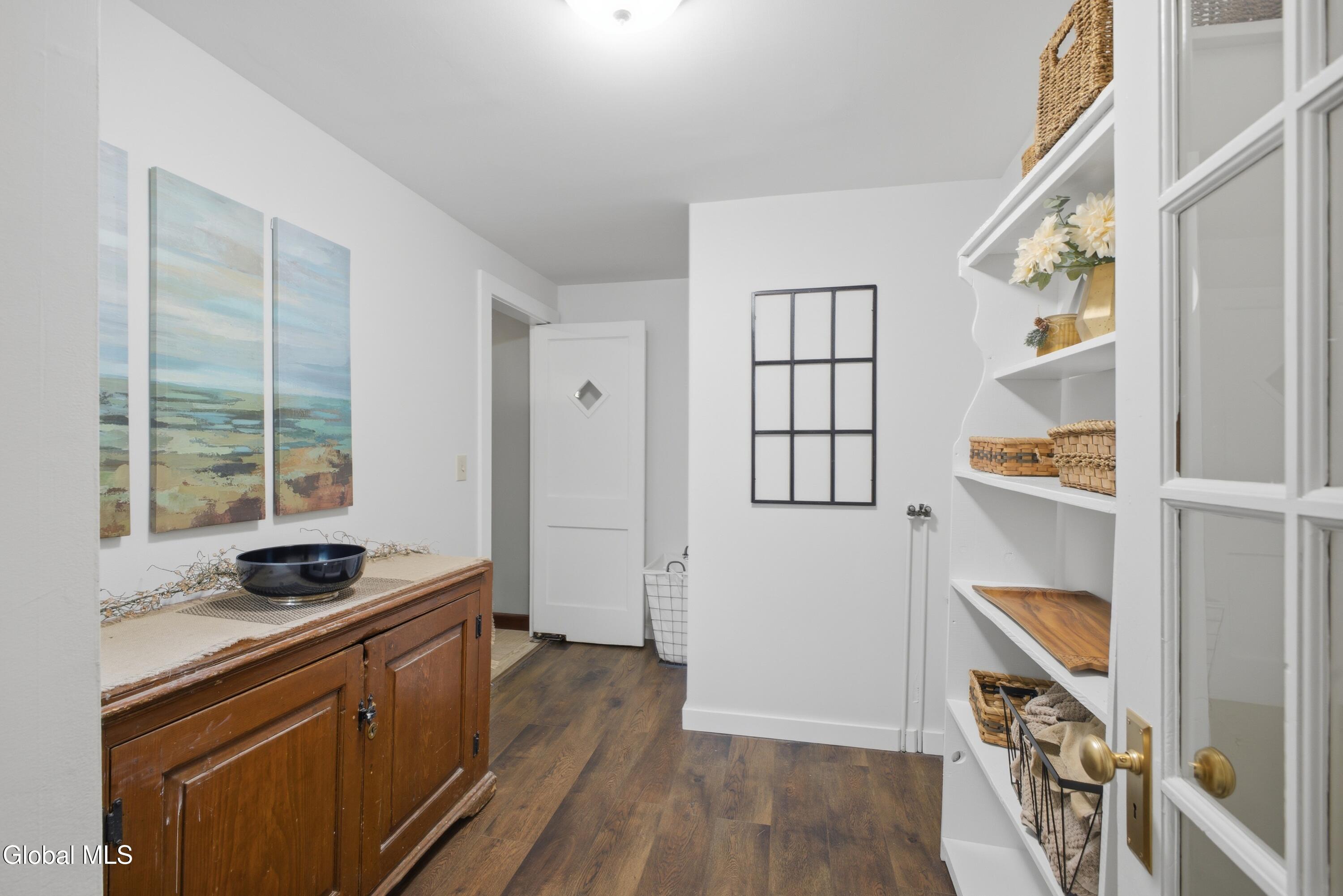 10 Landon Hill Road