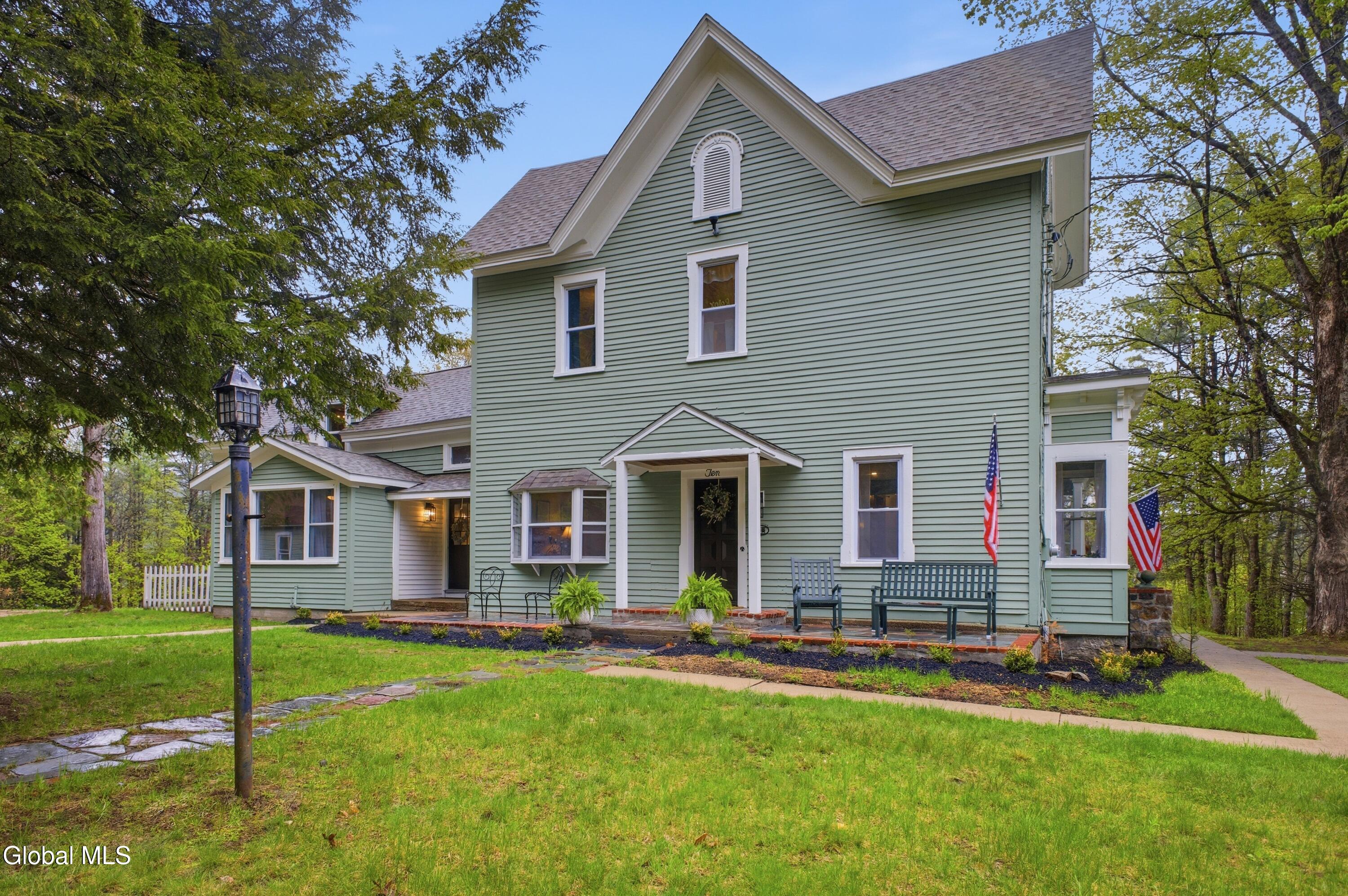 10 Landon Hill Road