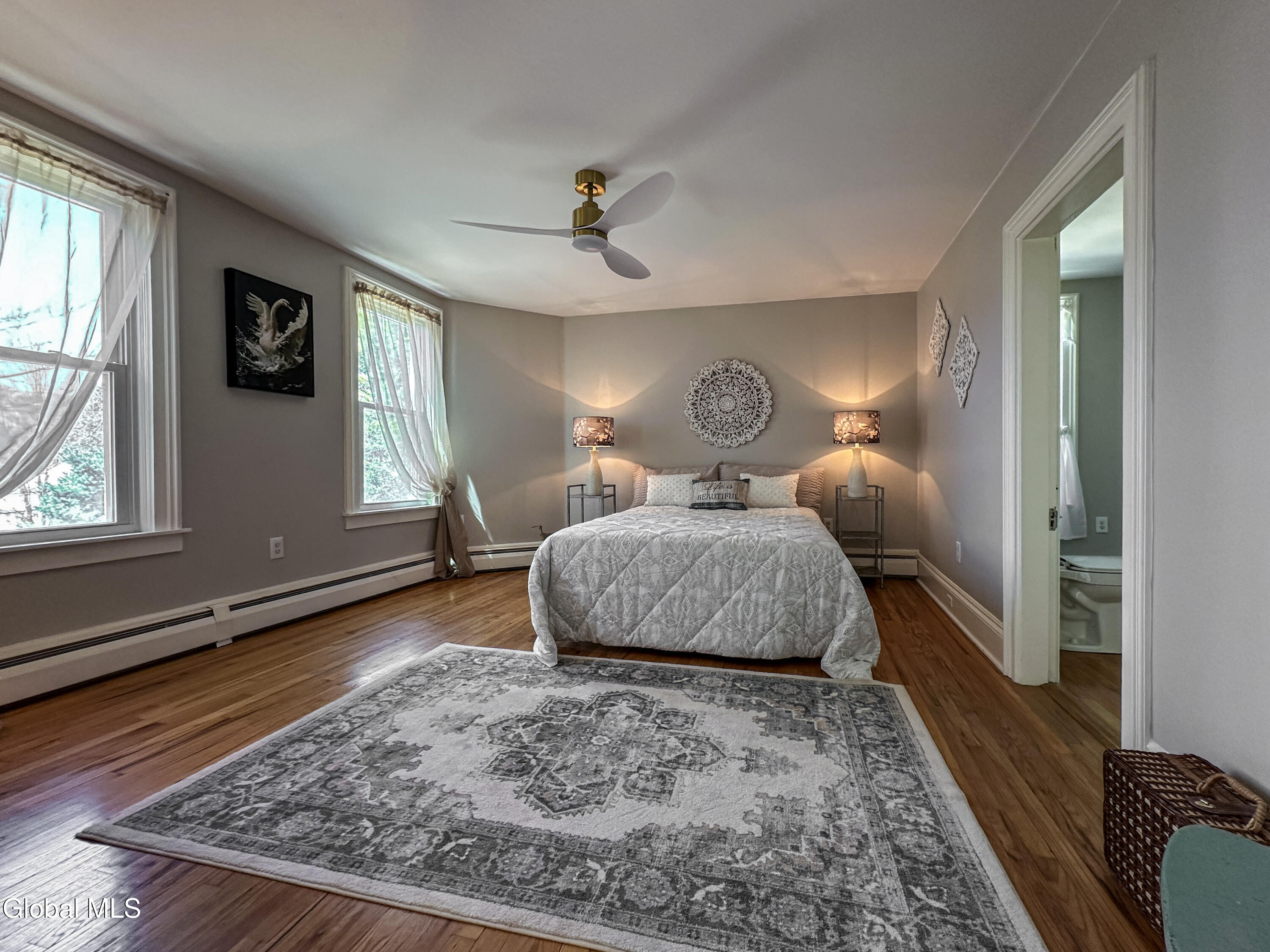 10 Landon Hill Road