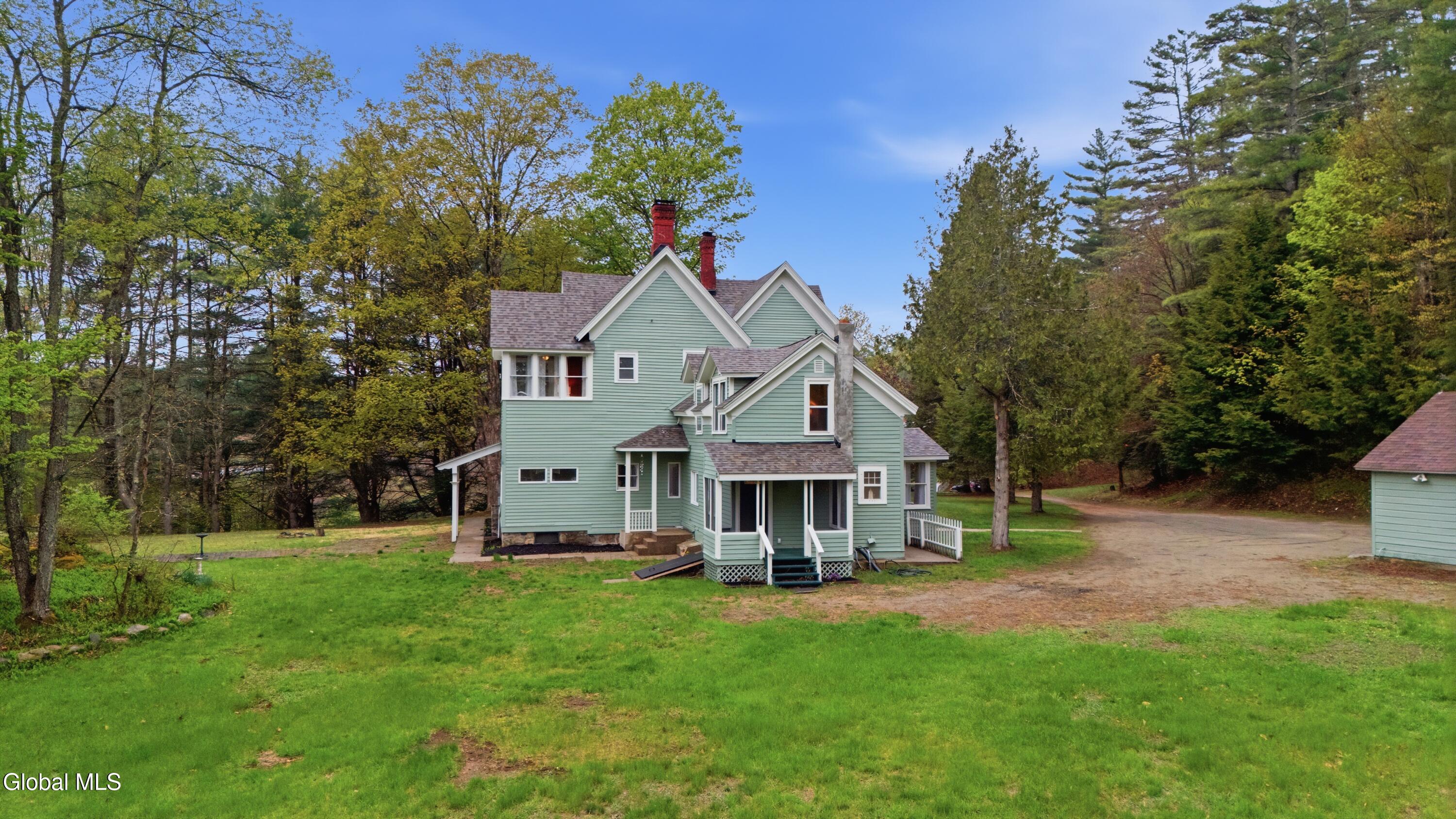 10 Landon Hill Road