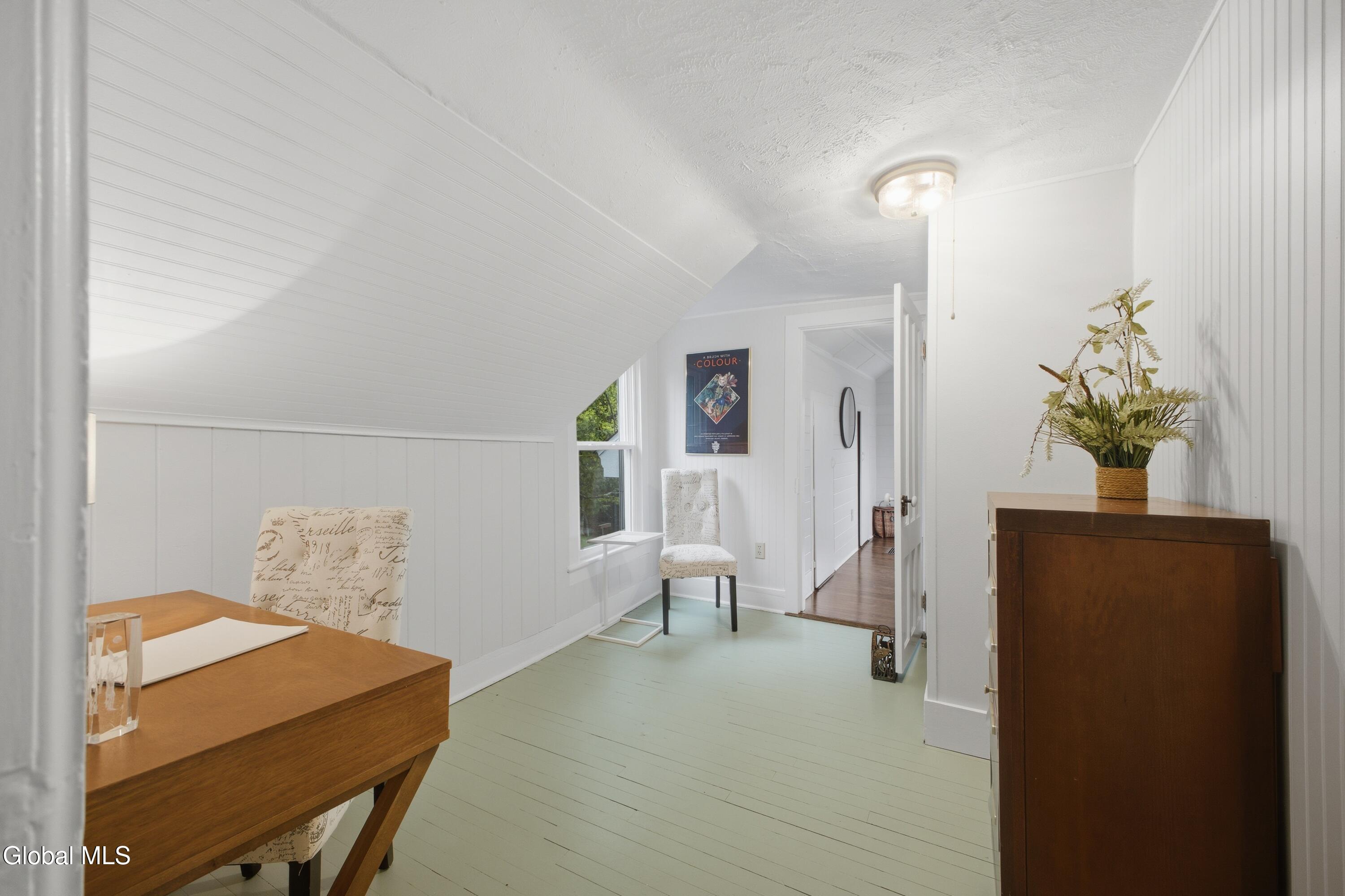 10 Landon Hill Road