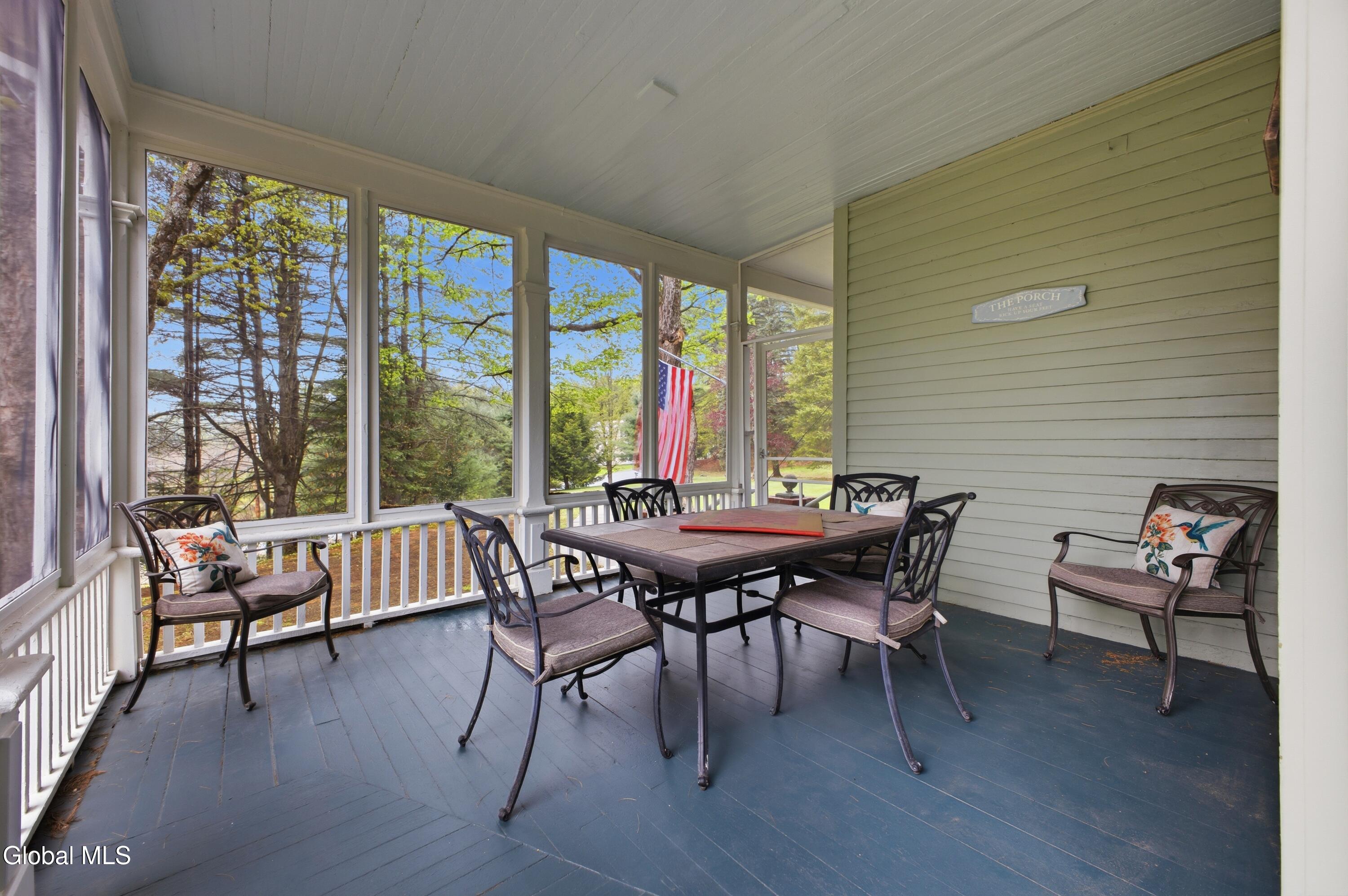 10 Landon Hill Road