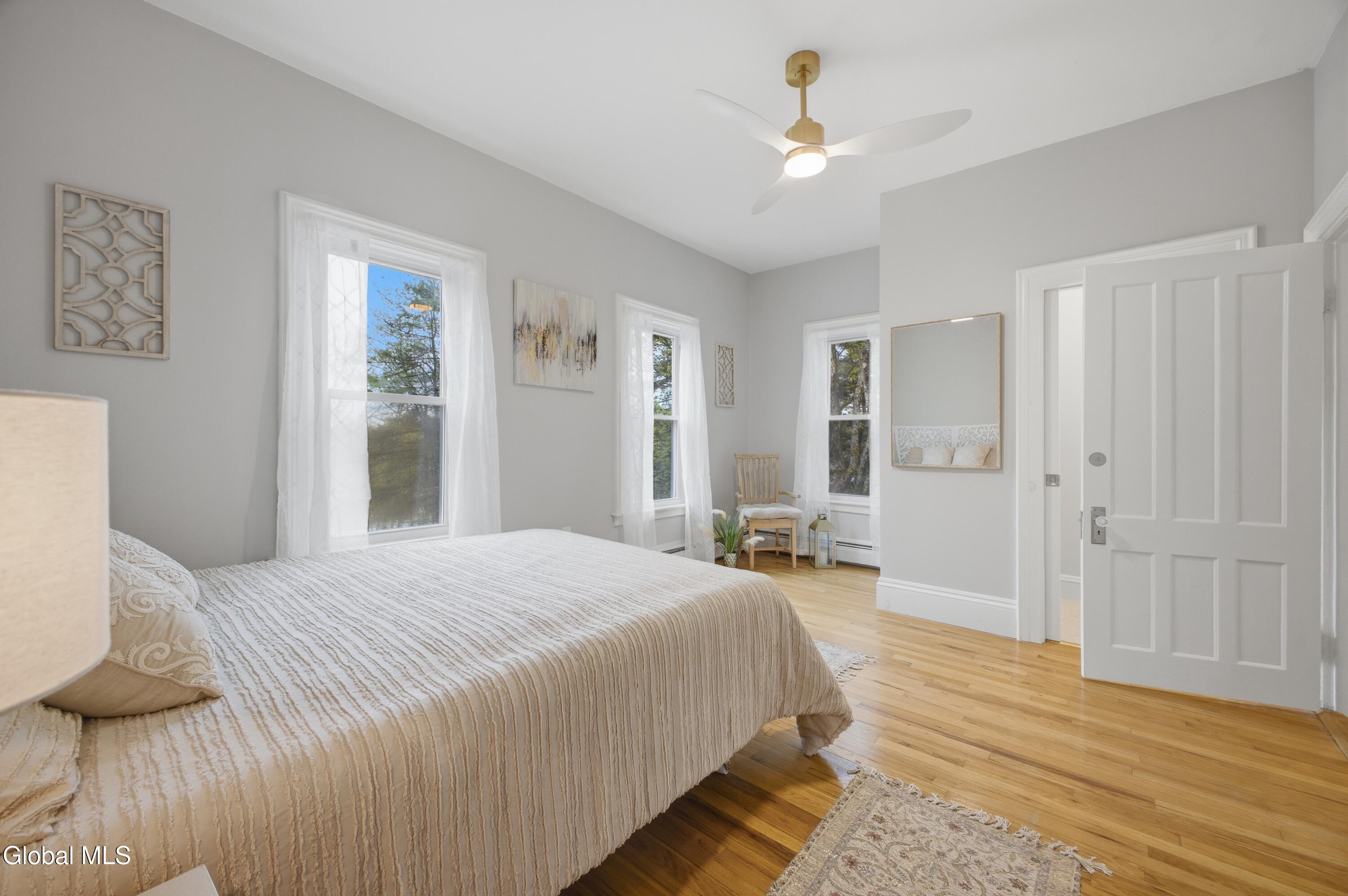 10 Landon Hill Road