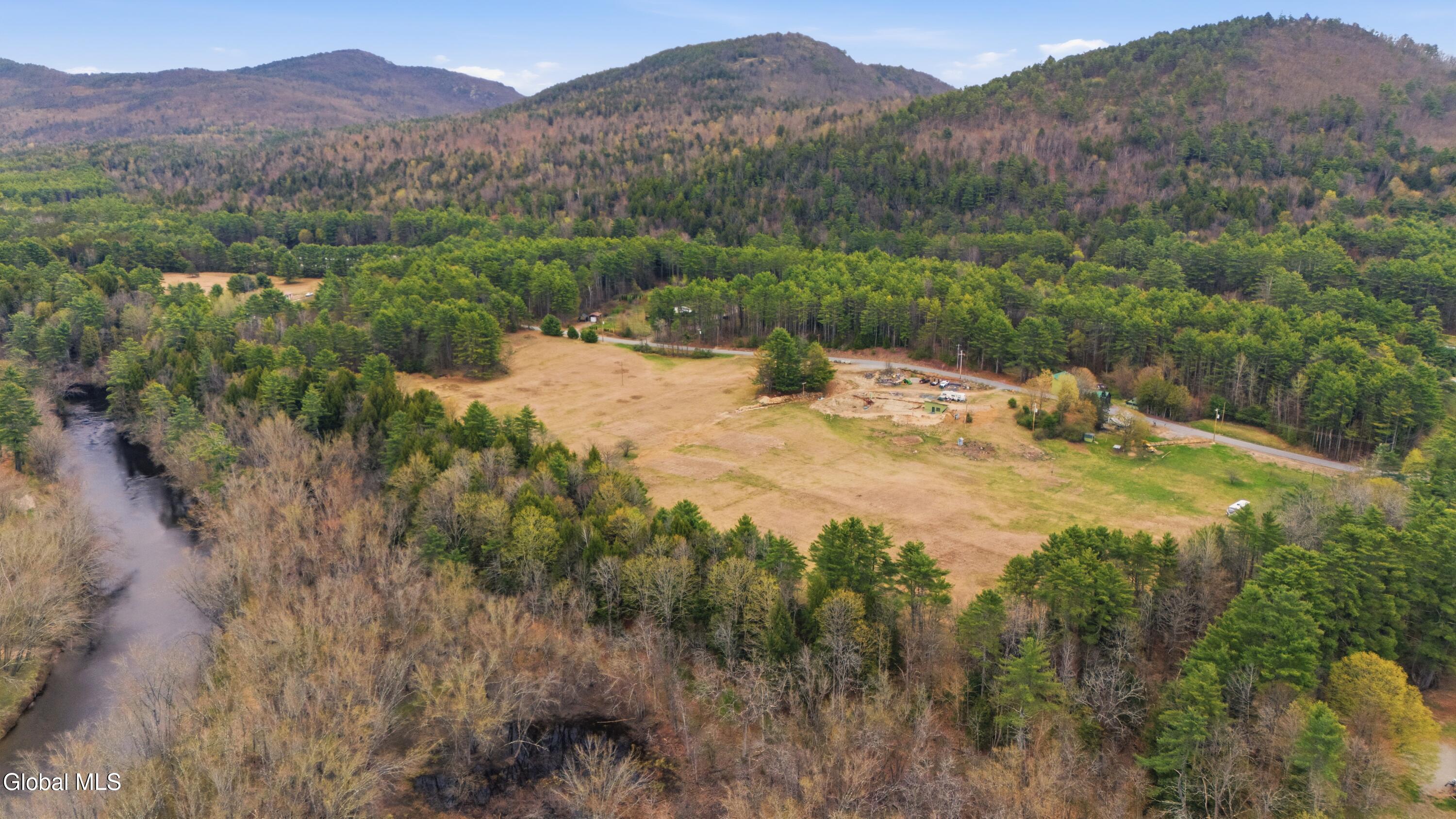 863 E Schroon River Road